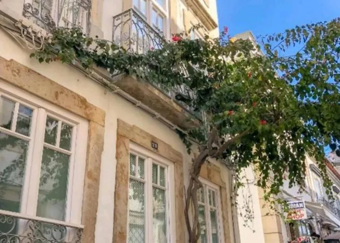 Chic Sequa In Taviras Historical Centre Apartment