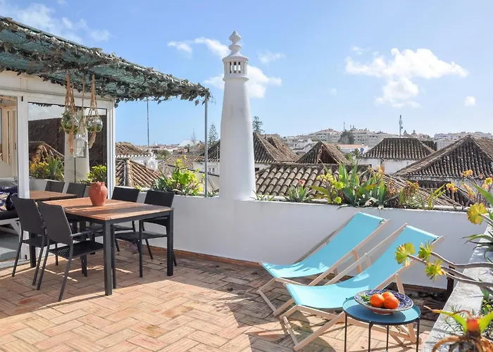 Chic Sequa In Taviras Historical Centre